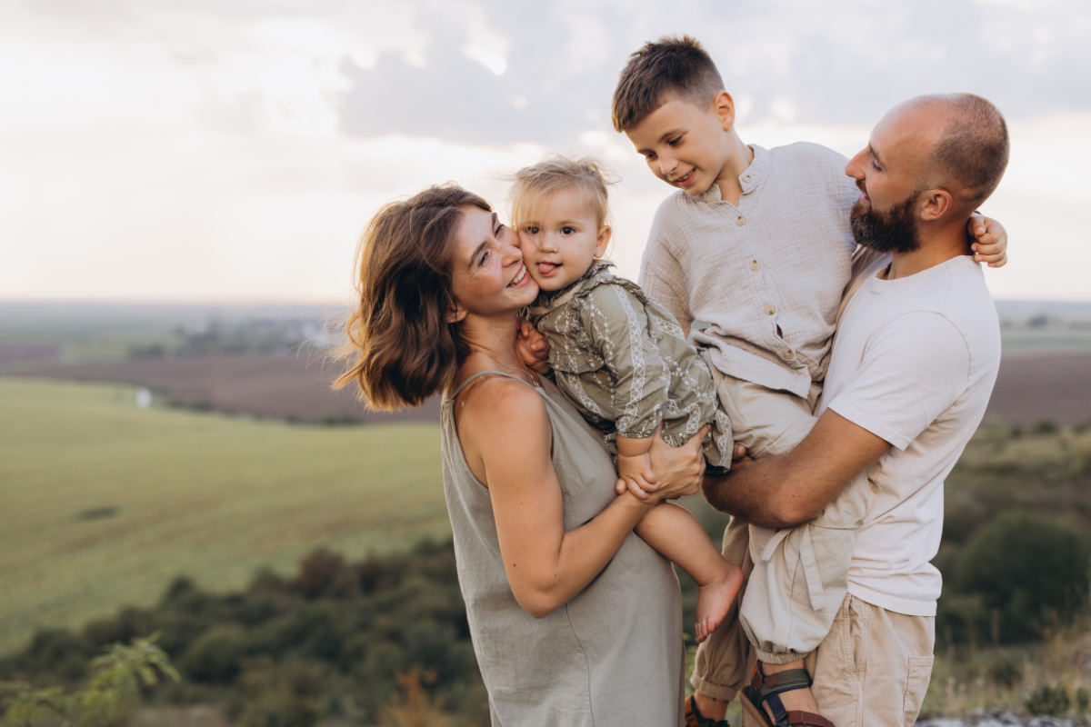 10 Tips Penting Traveling dengan Anak 2 Tahun, No Repot!