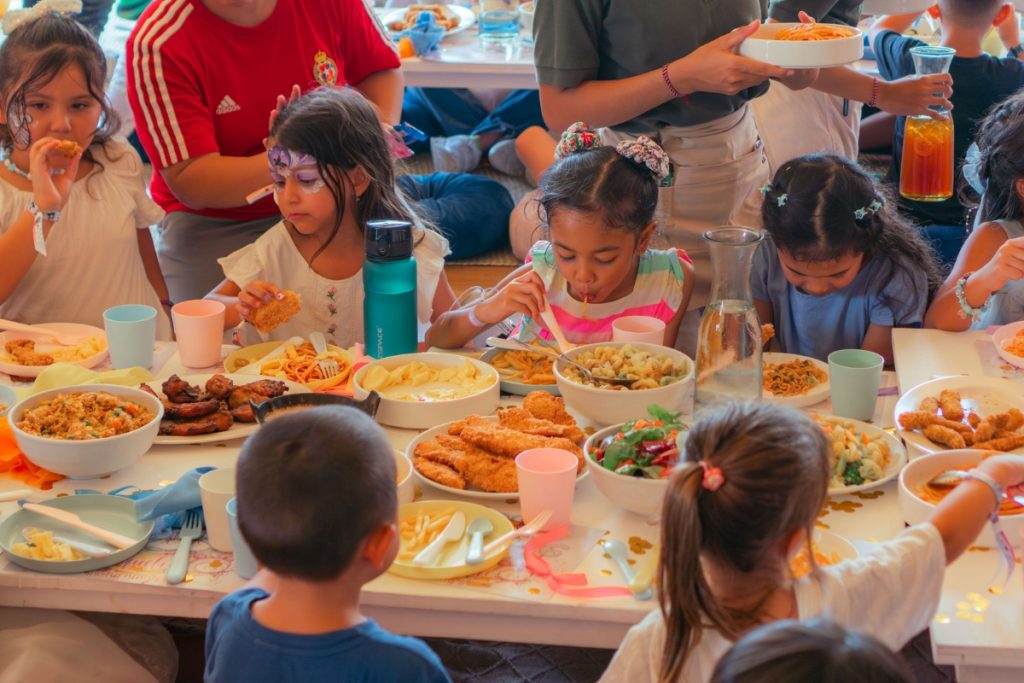 birthday party at mai main